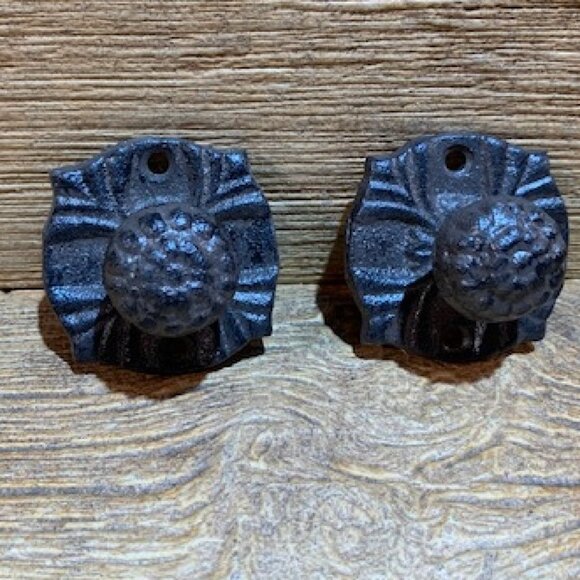 Two (2) Drawer Pulls Vintage Cast Iron Drawer Knob 2 1/4" wide Base 0170-0062 - Picture 10 of 13